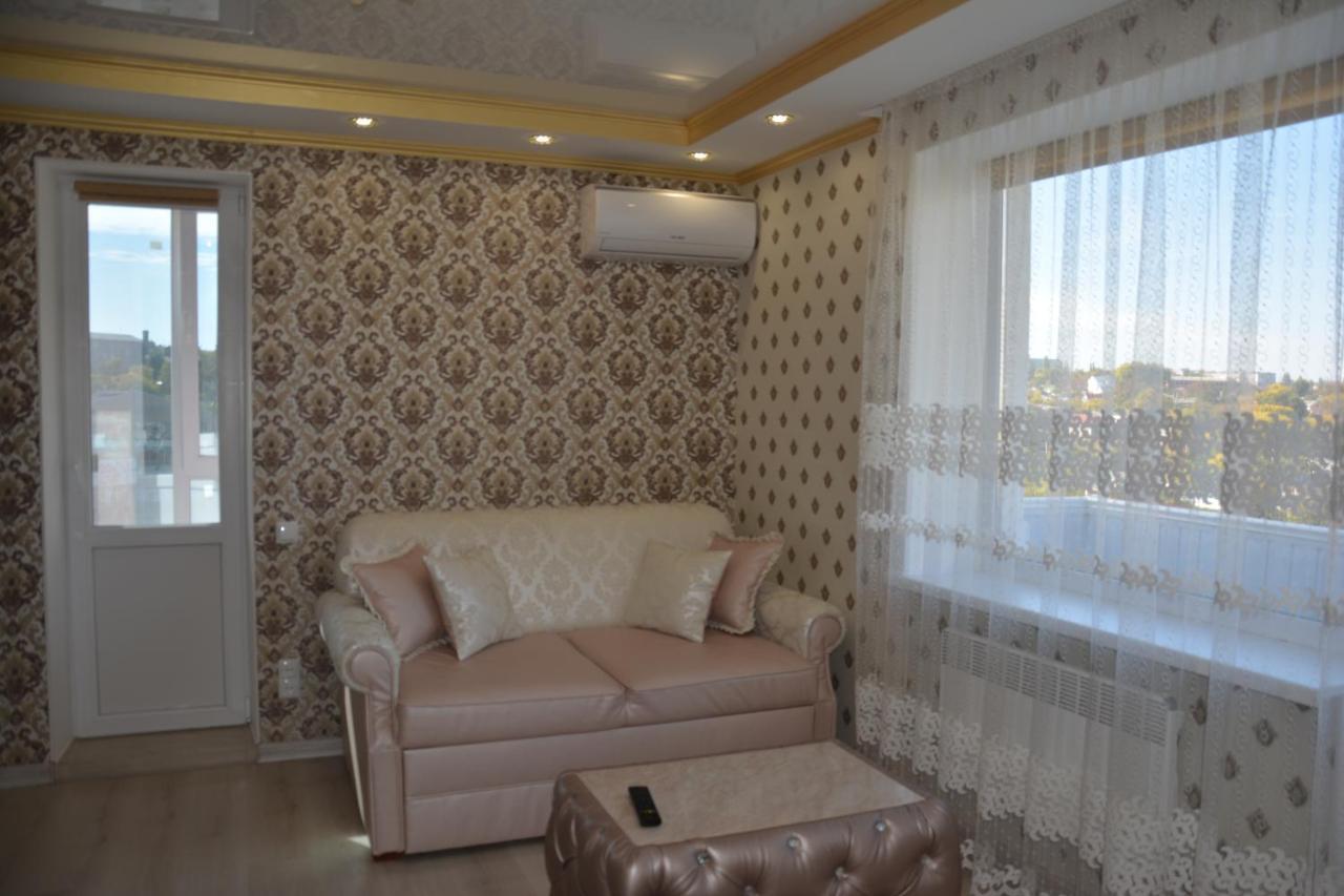 On Preobrazhenskaya 8 Apartment *